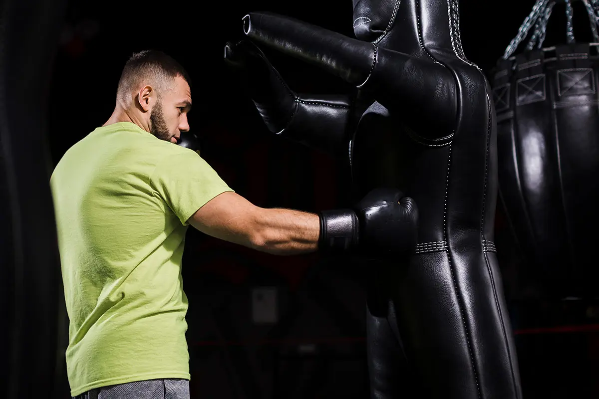 boxers-train-ring-gymвыв.jpg